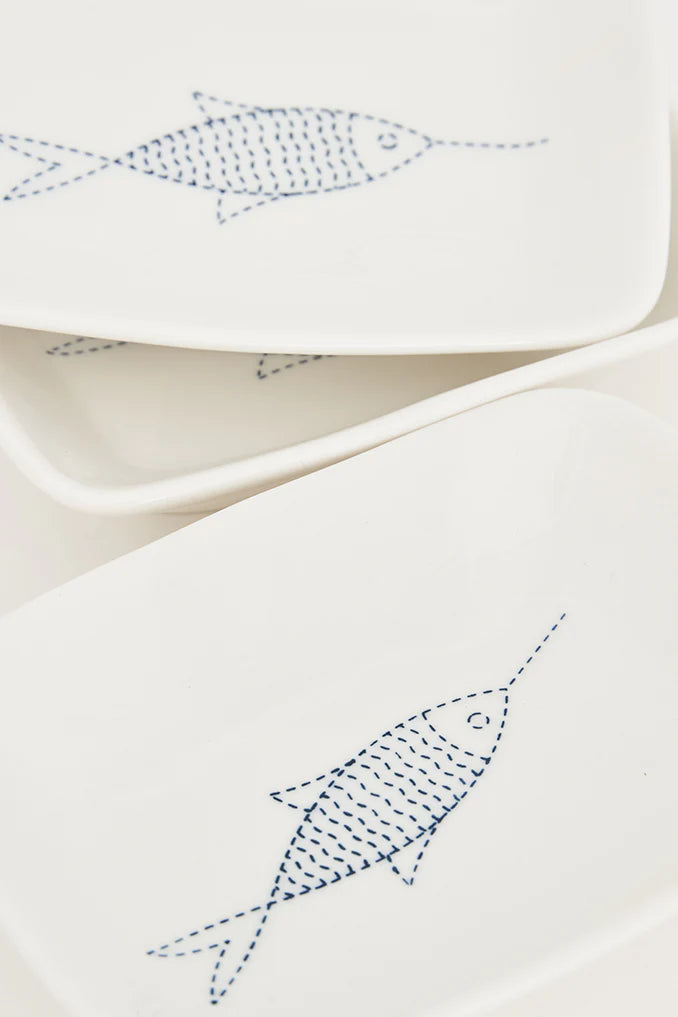 porcelain saucer with fish