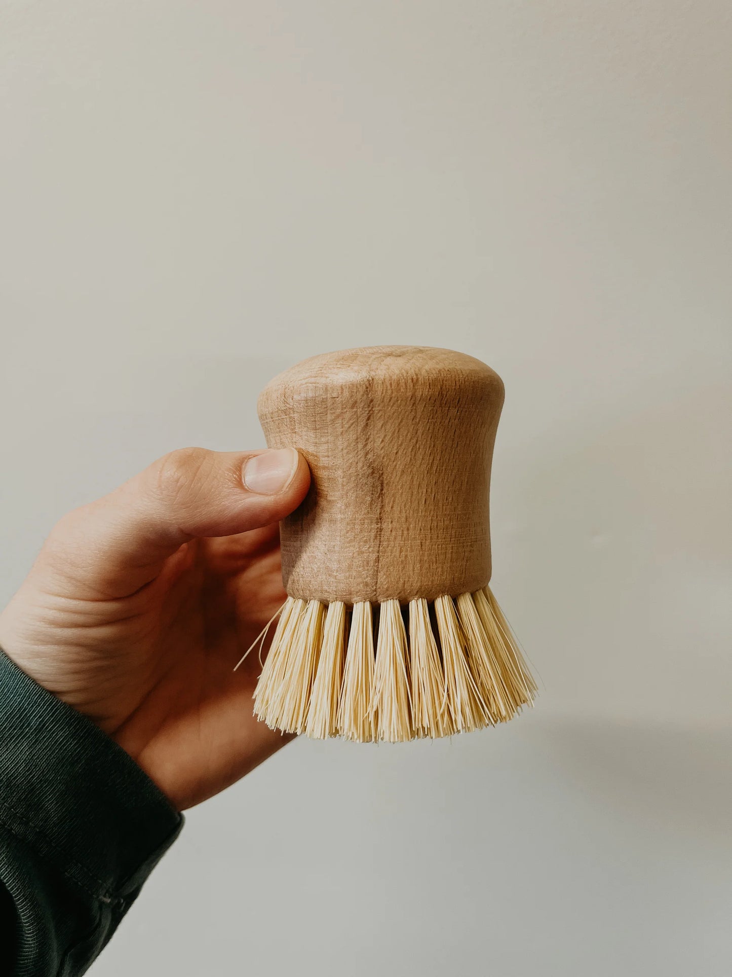 Beech wood brush