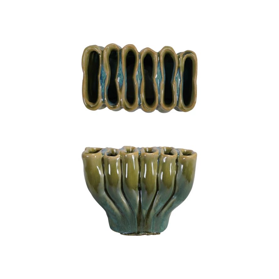 Ruffle vase