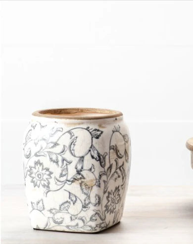 Heirloom floral square pot
